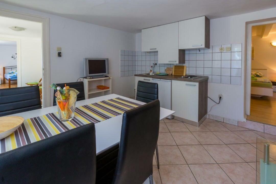 Apartment Dvorska Crikvenica Exterior photo